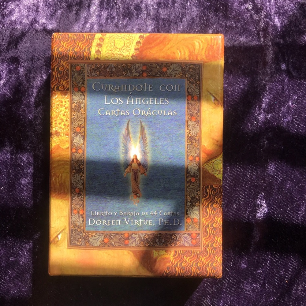 Healing With The Angels by Doreen Virtue (Spanish)